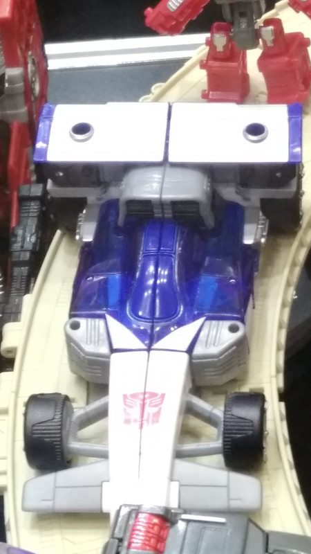 02-Siege-Mirage-Alt-Mode