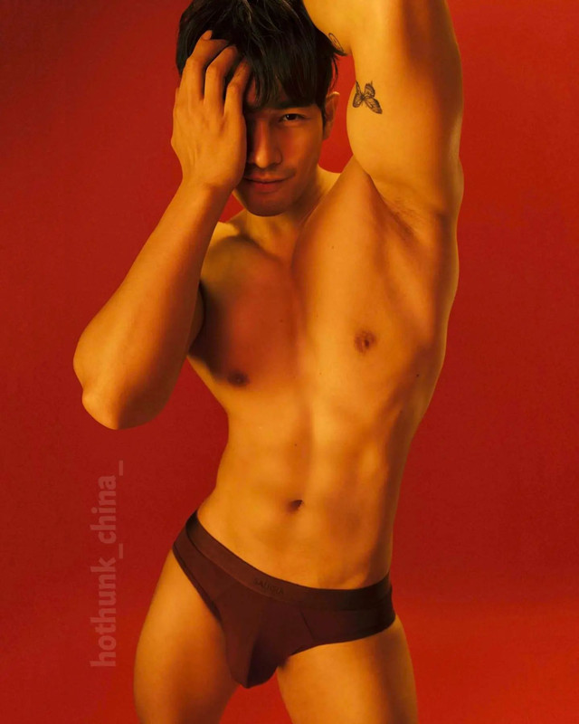 Photo shared by Chinese hunks 全球華男 on October 20, 2023 tagging @timothy_figure, @jonas_0715, @saligi