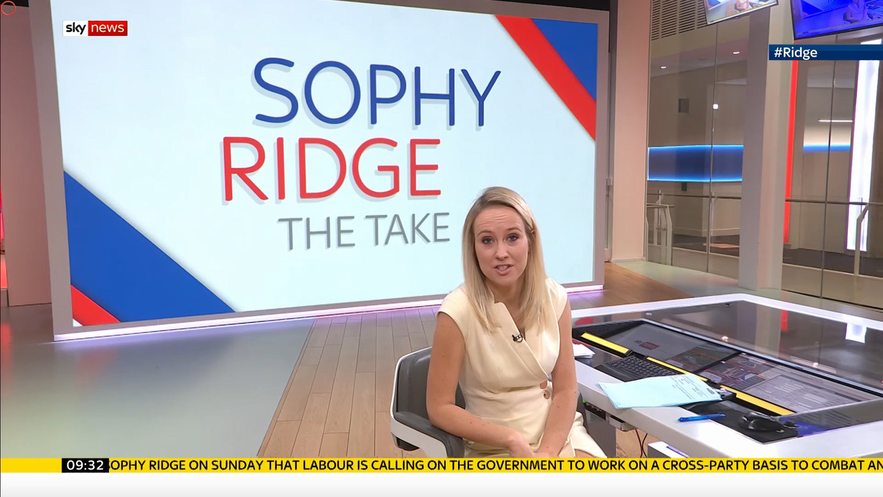 11.15 - 08.30.00 - Sophy Ridge On Sunday. The host invites special gu....ts_snapshot_01.02.51.750