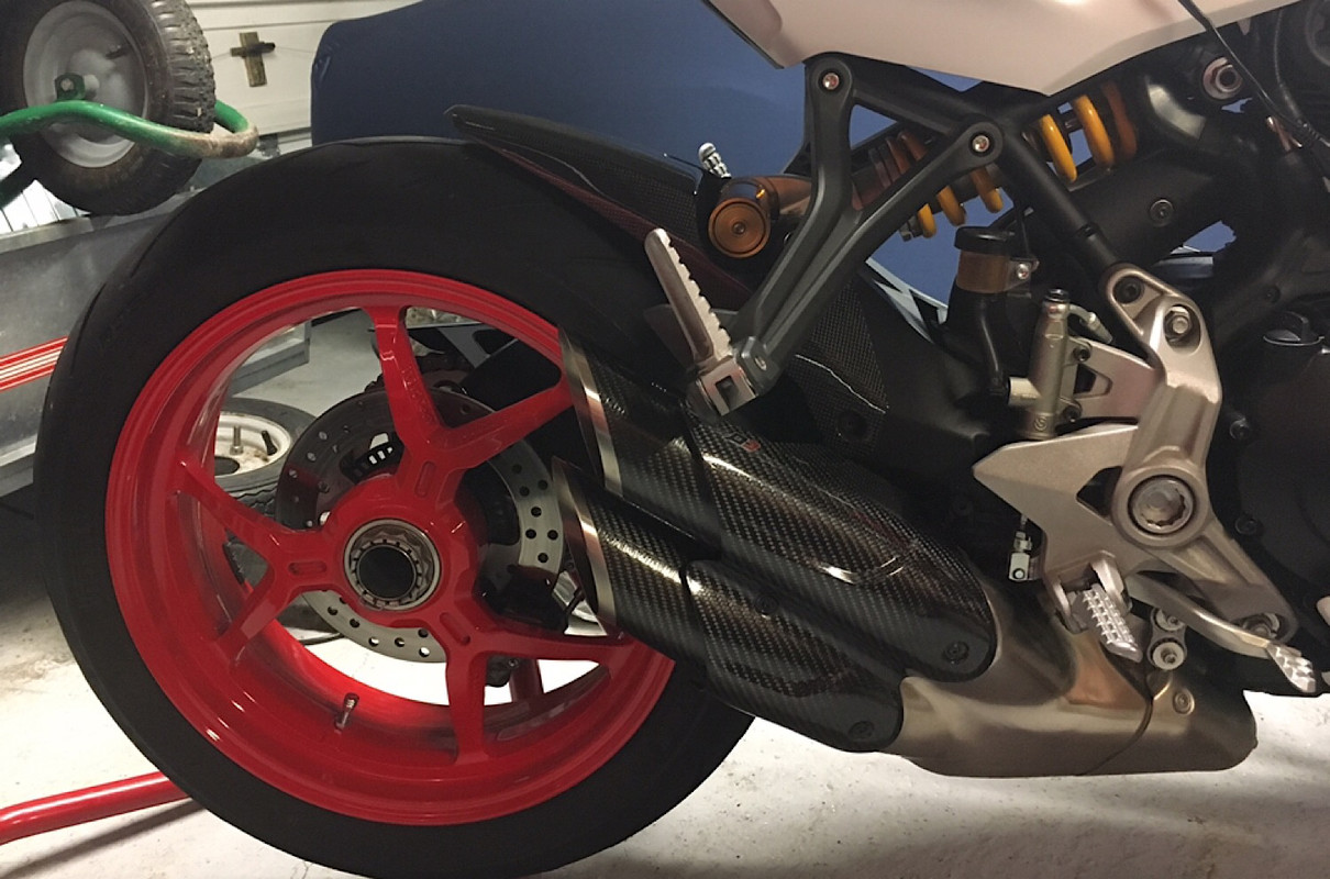 2D7482FD-5D89-4A91-972F-9EE9C6B4781C