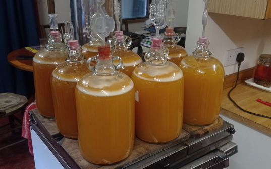 2022-12-02-155545_537x336_scrot