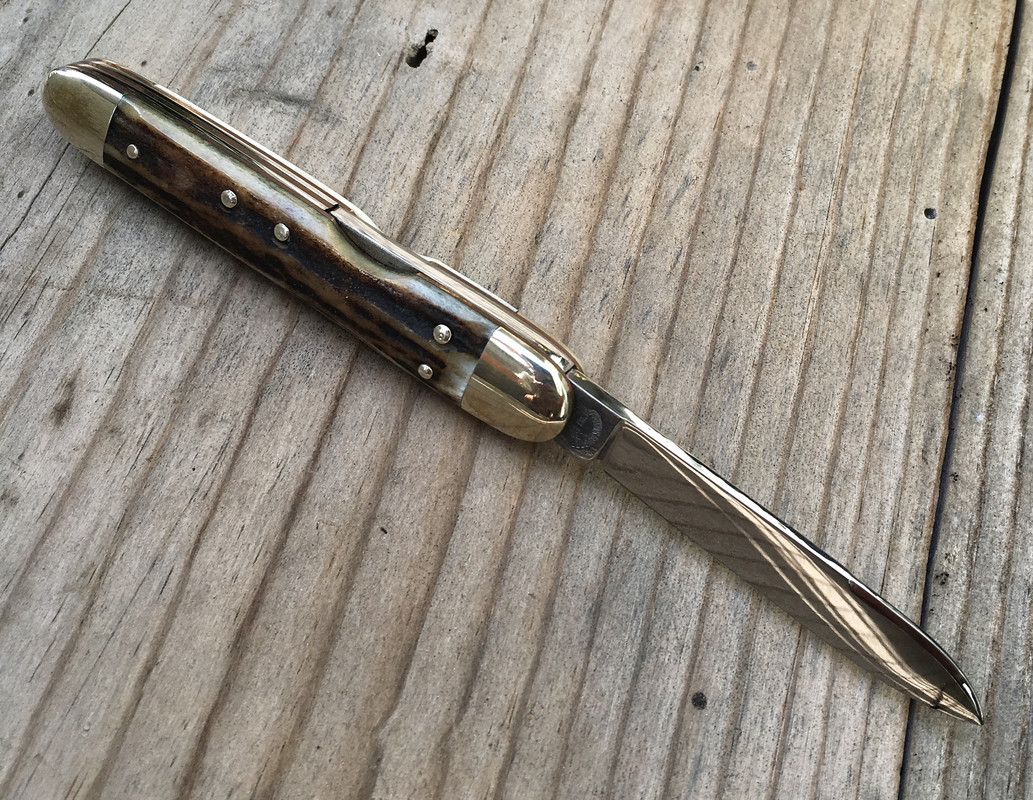 D21DE4E3-FB76-4B43-ACAC-A706CD89078C