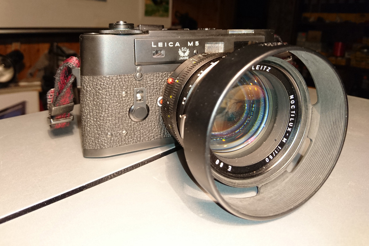 LeicaM5