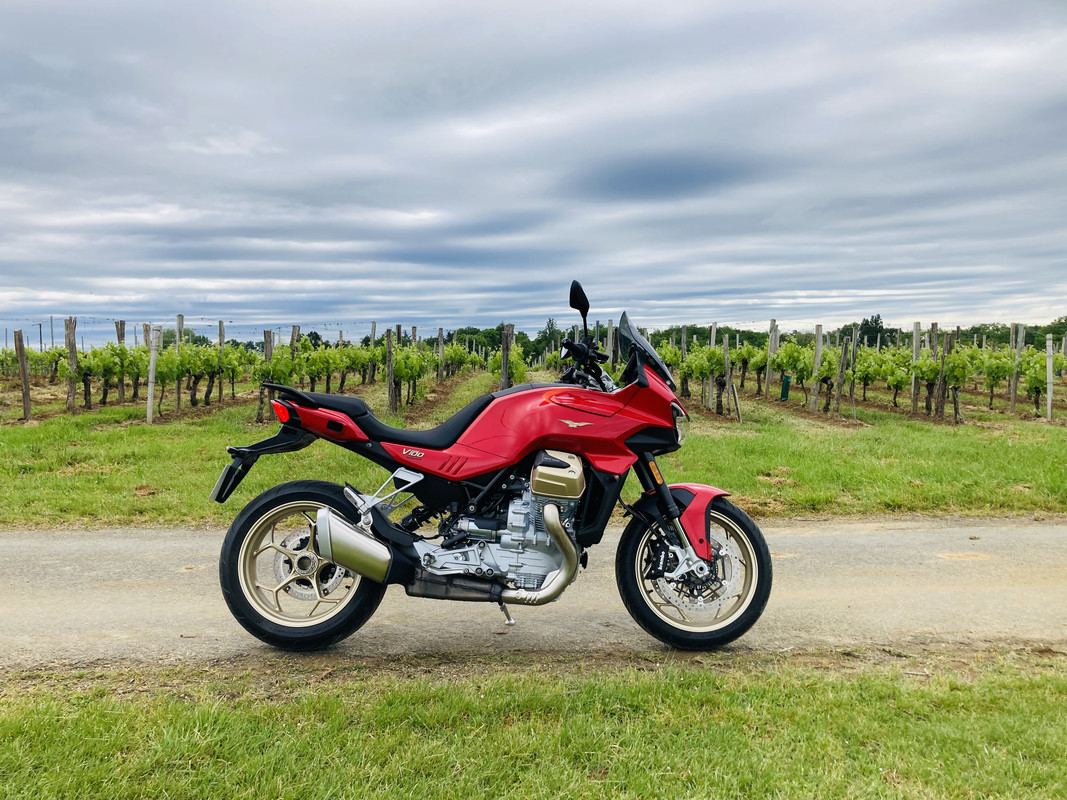 79CA94C9-307C-4821-8DCF-1189BBFC2F1D