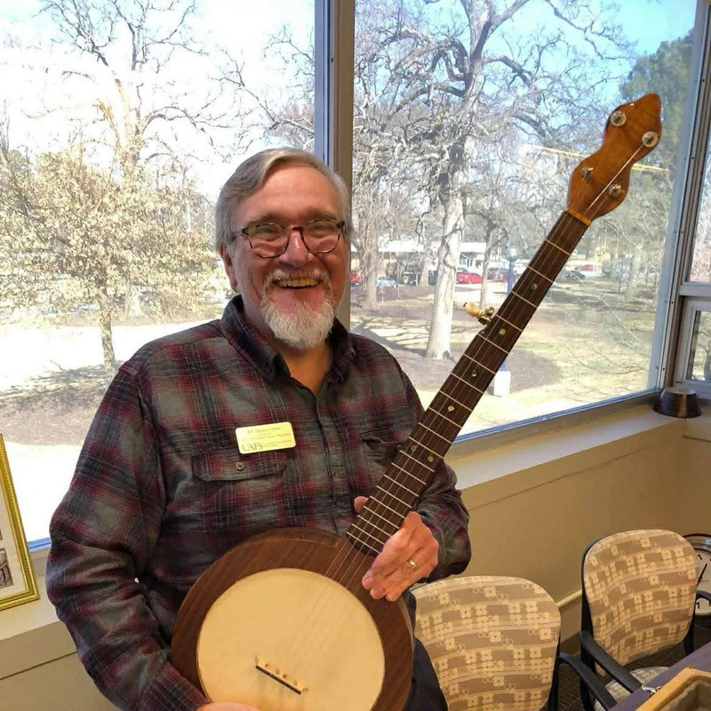 Minstrel / fretless banjo