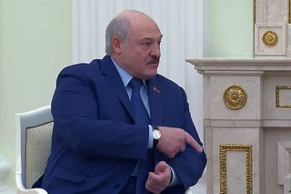 lukashenko-mem-a-ja-sejchas-vam-pokazhu-