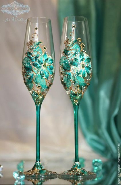 turquoise-glasses.jpg