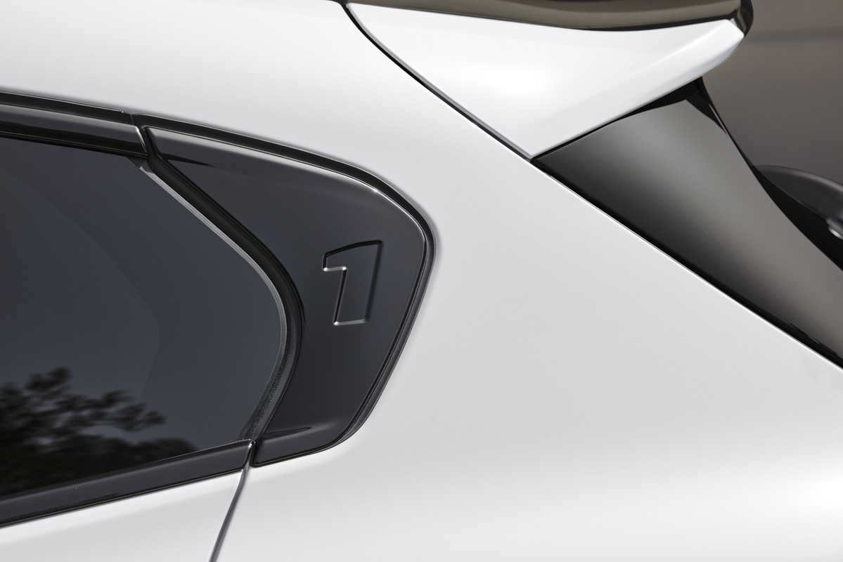 P90550923_highRes_the-all-new-bmw-m135