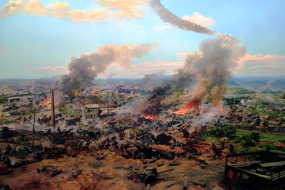 Corea,WarPaintingPanorama2