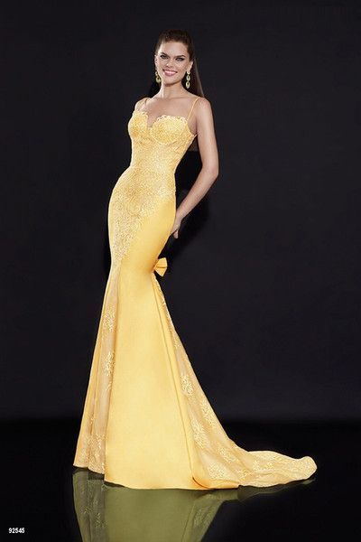 yellowmaxidress.jpg