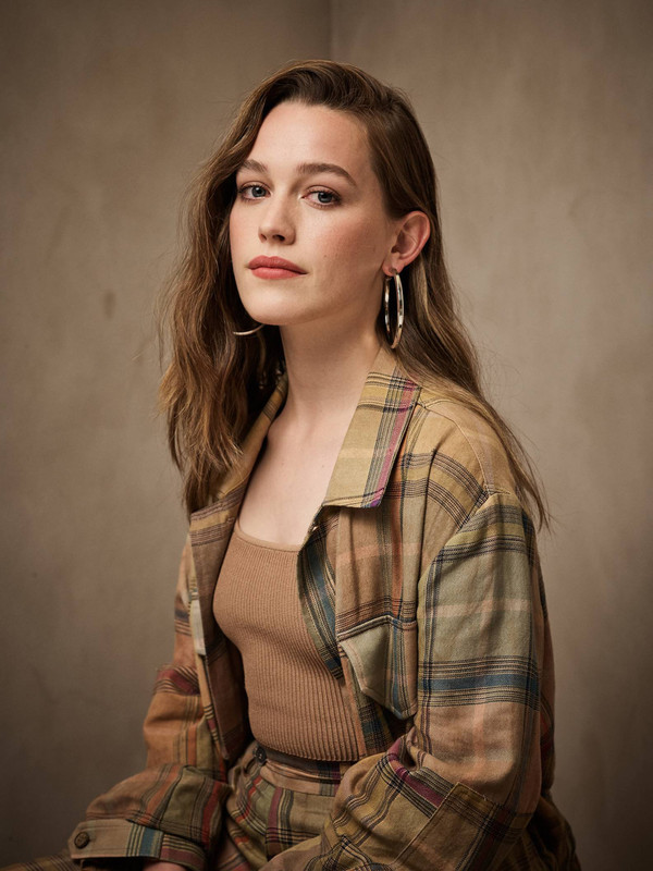 013020_victoria_pedretti_lead