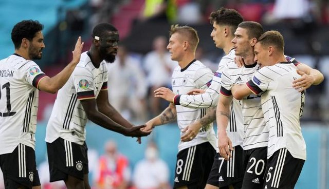 Alemania vence 4-2 a Portugal en la Eurocopa Alemania vence 4-2 a Portugal en la Eurocopa