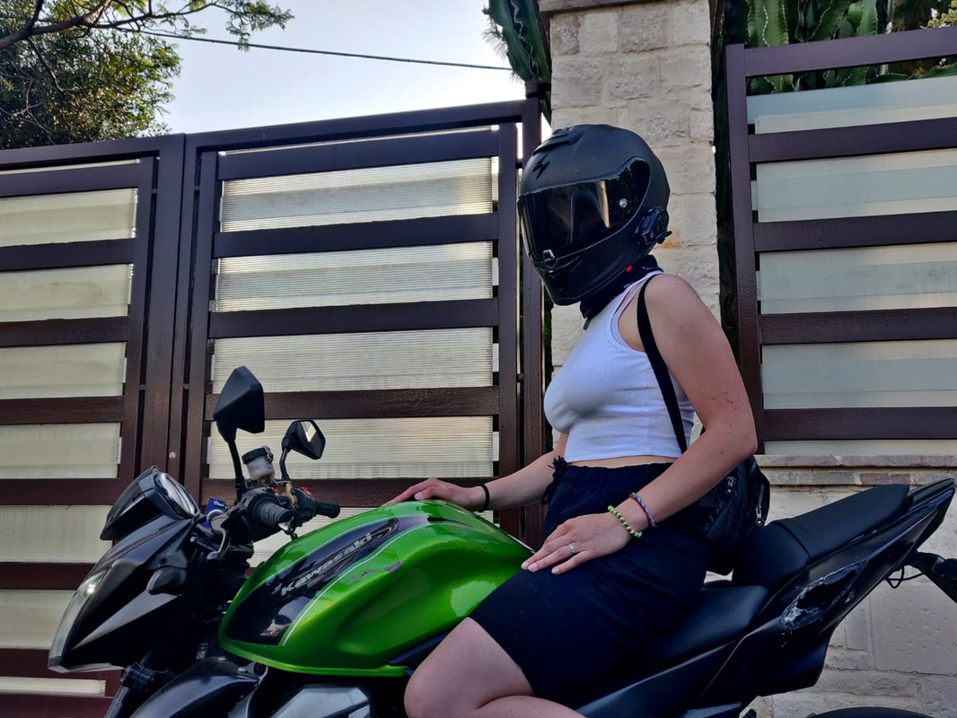 A4D82CB6-6DAF-4557-B290-0538DA2C24D9