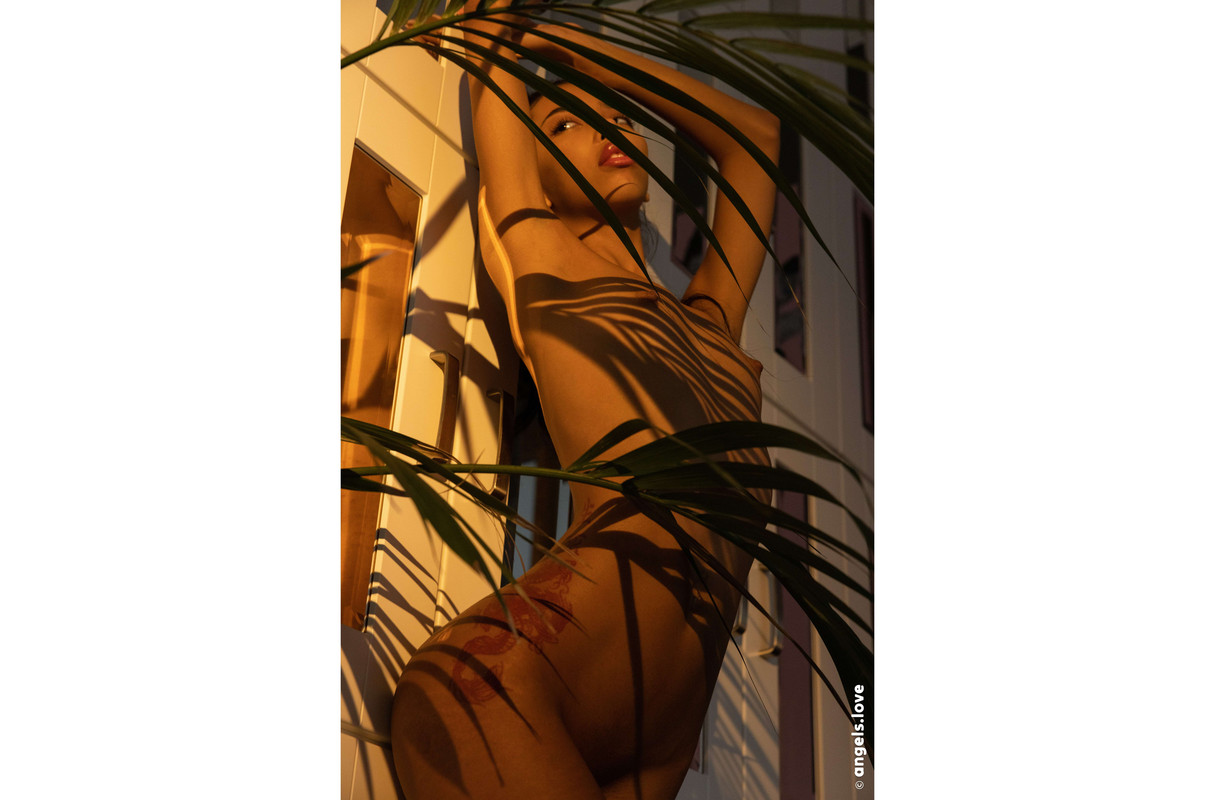 Naomi Hill - Touch Of Beauty0068