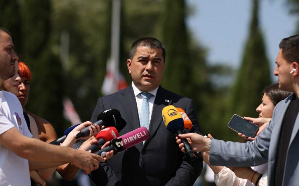 სააკაშვილი და მისი მარიონეტული რეჟიმი უნდა ძრწოდეს, უნდა ეშინოდეთ გმირების ოჯახების რეაქციის - შალვა პაპუაშვილი
