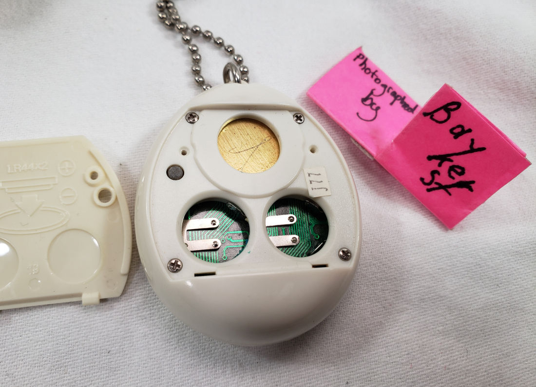 Tamagotchi Generation 1 ENGLISH Plastic Hard Case Blue White tama