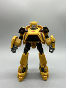Studio-Series-Gamer-Edition-Bumblebee-04