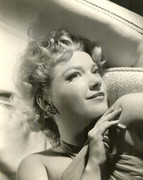 Anne-Baxter-b15