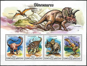 https://i.postimg.cc/3ysPM6dt/gvineja-bisau-dinozavry-brakhiozavr-edmontonija-centrozavr-monolofozavr-triceratops-sordes-2015.jpg