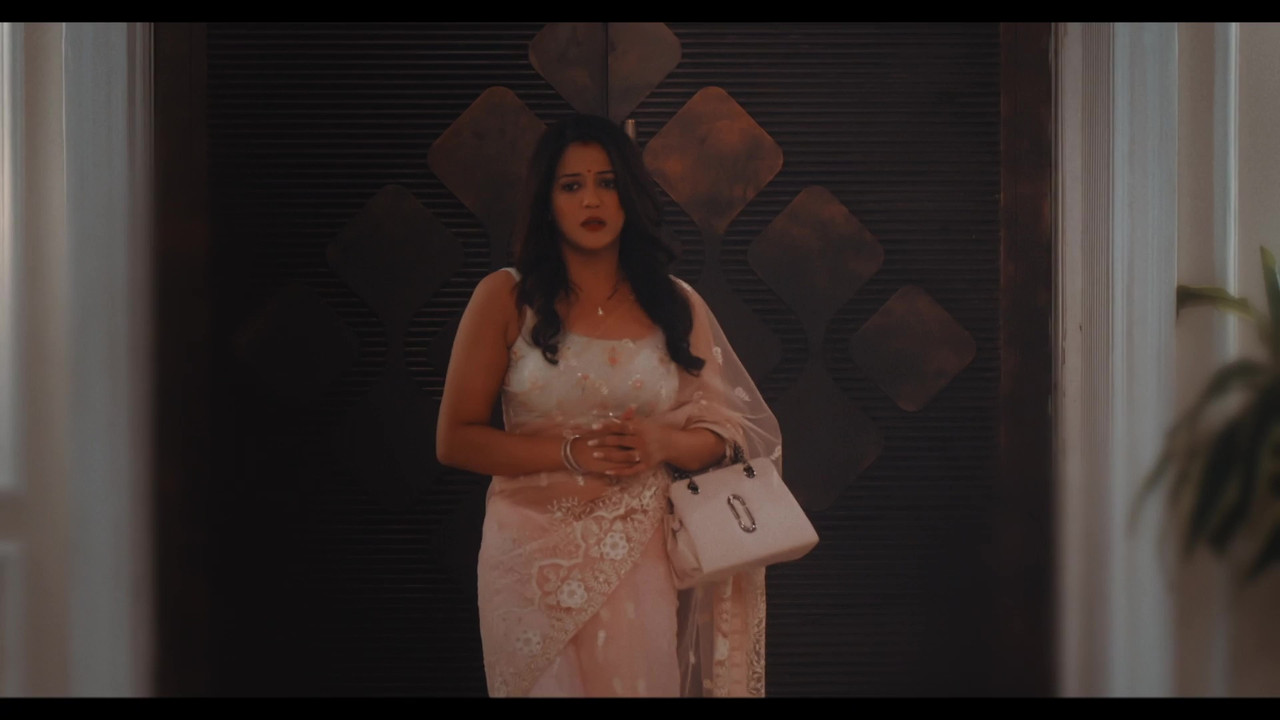 vlcsnap-2025-04-16-23h18m05s595