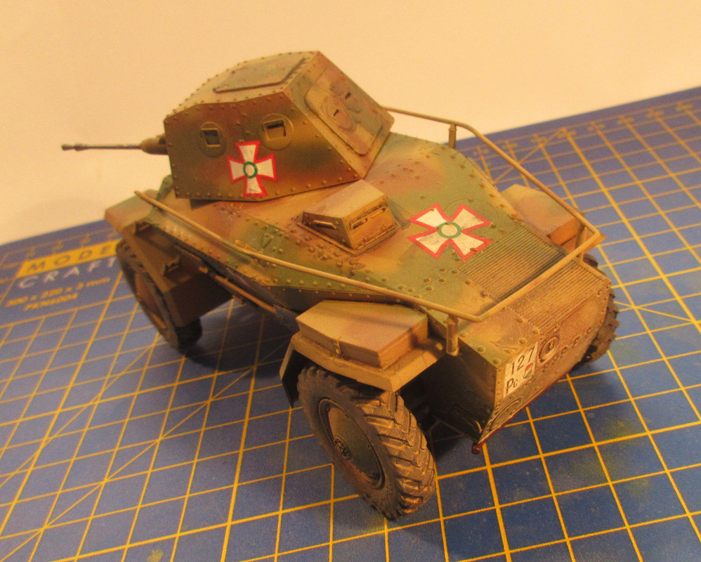 Maquette Hobby Boss 1/35 Hungarian 39M Csaba Armored Car 83866 - Modélisme