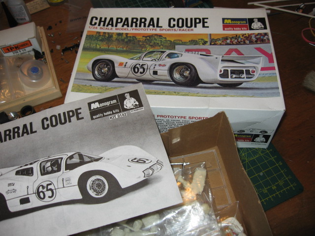 Monogram Chaparral 2D Coupe model kit - slotified - HRW