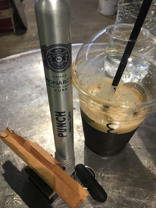 902EFA9B-F669-424D-8062-493A6D48BFB3