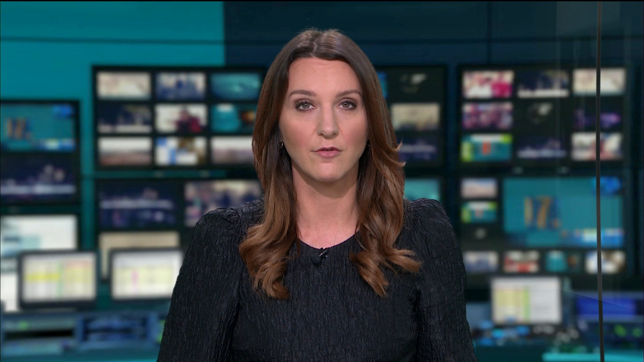 ITV Evening News_20201025_18301850.ts_snapshot_01.44.771