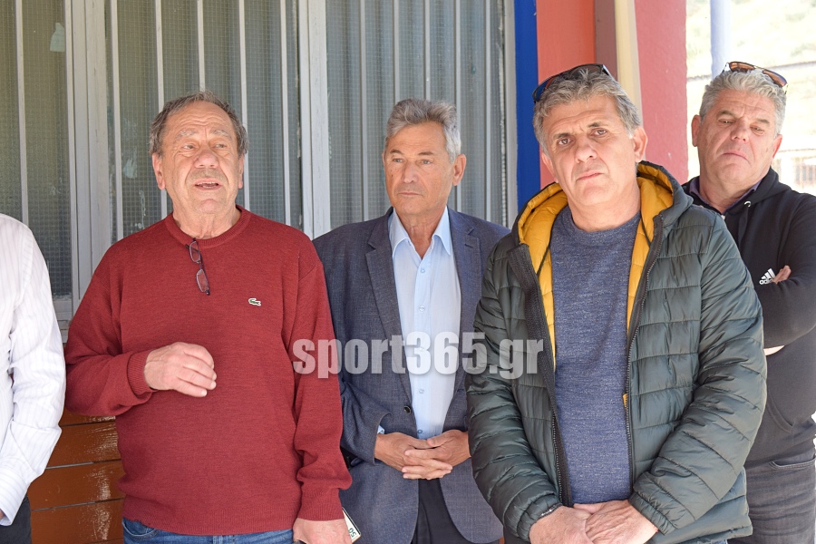 , Ο Δήμος Καλαμάτας παρέδωσε δύο απινιδωτές στην ΕΠΣ Μεσσηνίας (pics &#038; vid)