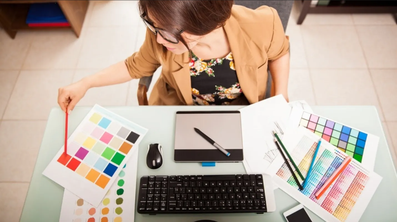 ¿Qué características debe de tener una PC para diseño gráfico?
