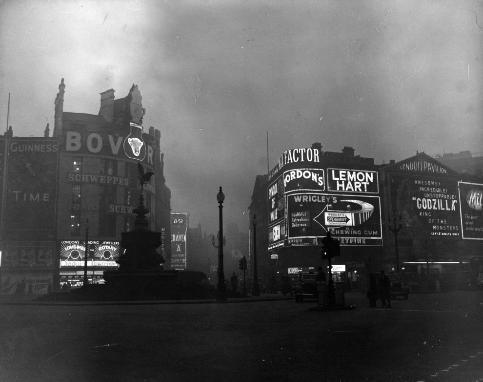 00-20-December-1956-Piccadilly-Circus.jpg