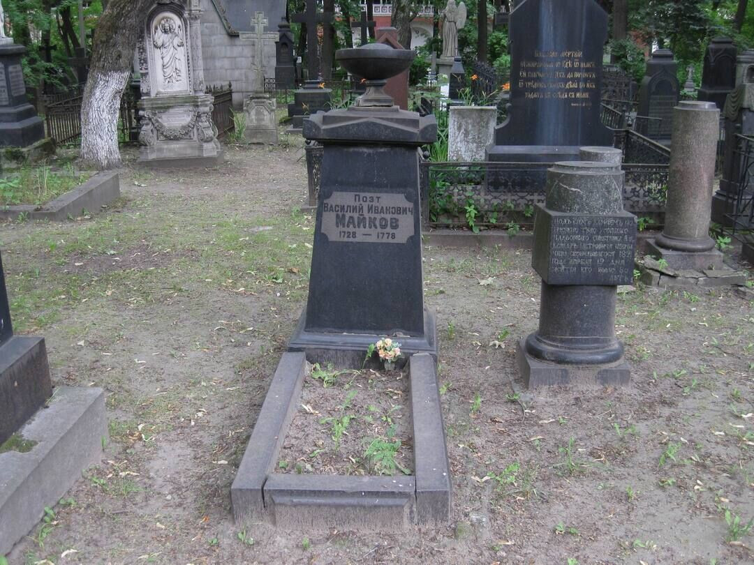77594