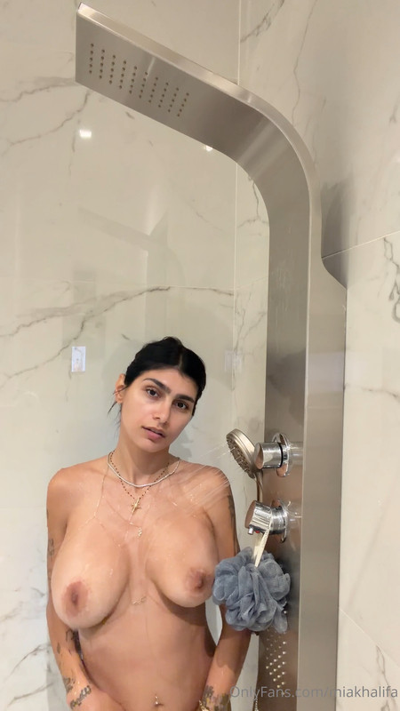 Mia-(2).jpg