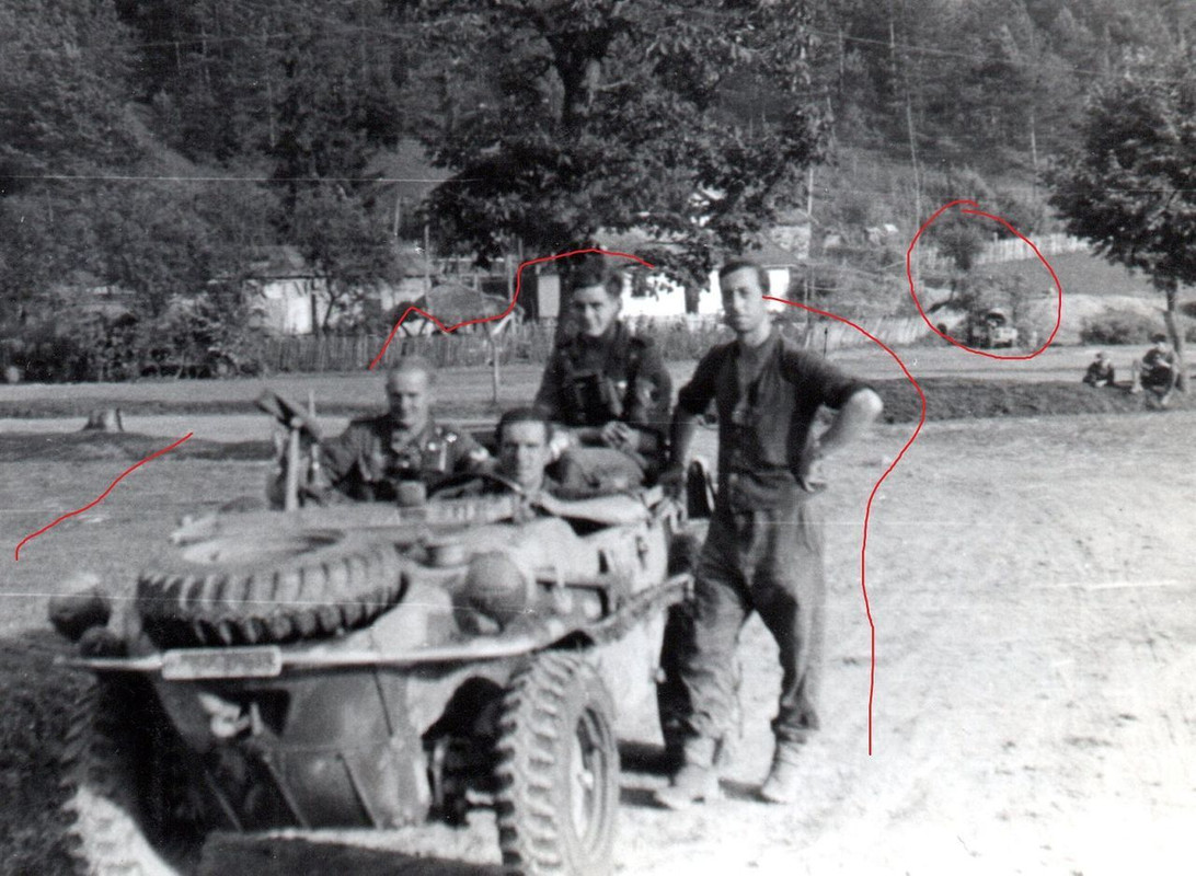 Foto Soldat VW Kübel Schwimmwagen 166 Rohatyn Ро