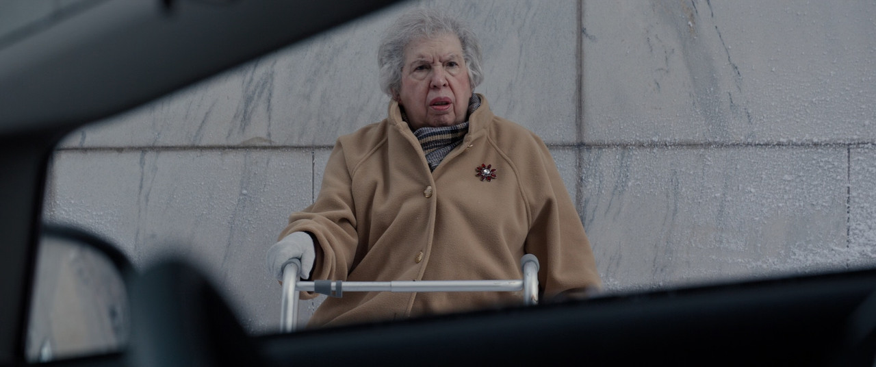 Office Christmas Party 2016 Unrated (1080p x265 10bit Tigole).mk