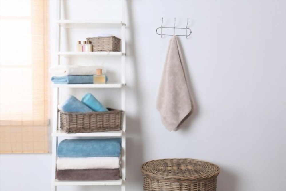  Shelving in shower room