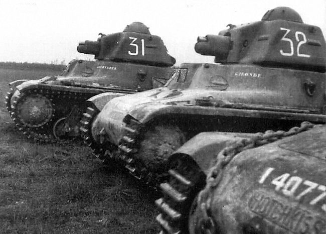 Tanques del Ejército francés Hotchkiss H39