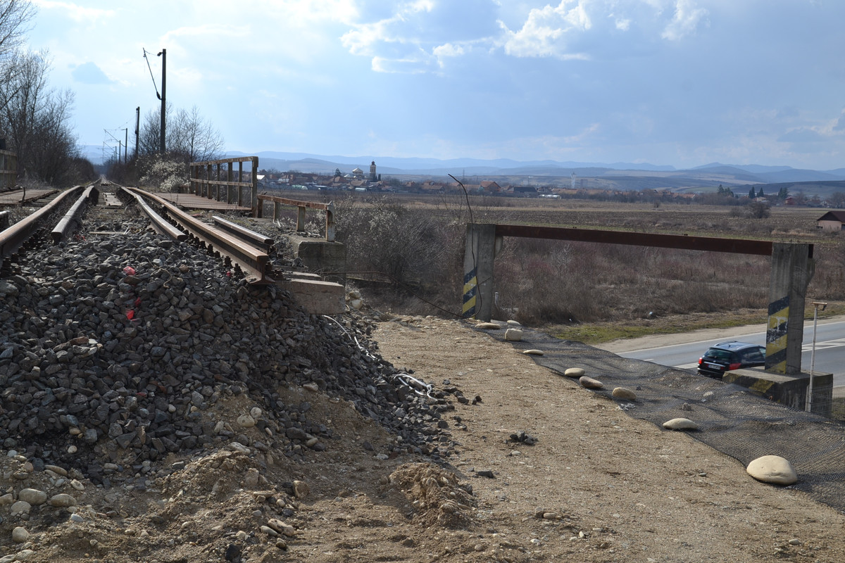 Linia 207 Simeria - Hunedoara, modernizare km0+000 - km2+700 DSC-7877