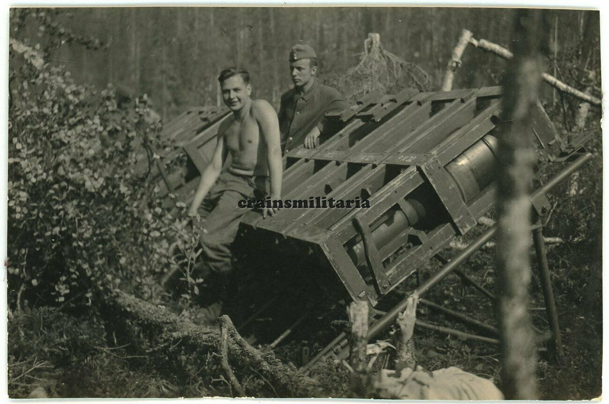 Orig. Foto Gebirgsjäger 32 cm Nebelwerfer schweres Wurfgerät 40 in Finnland 1942,