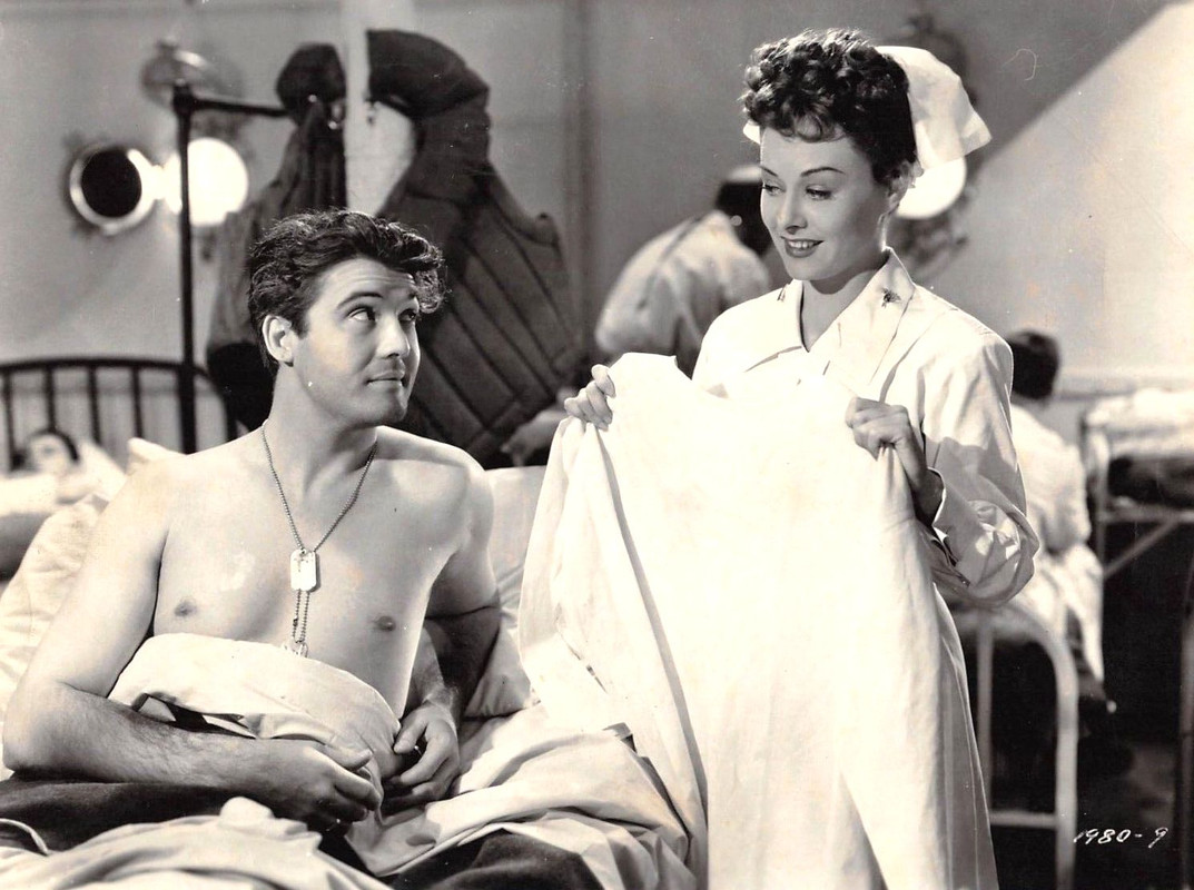 paulette_goddard_md18
