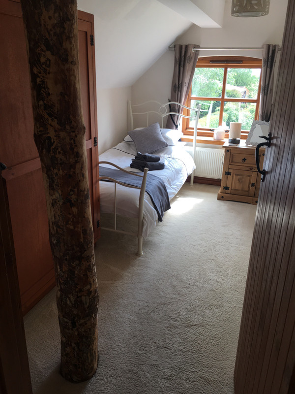 46C52A1E-7F9D-41B8-868E-FE482D039C69