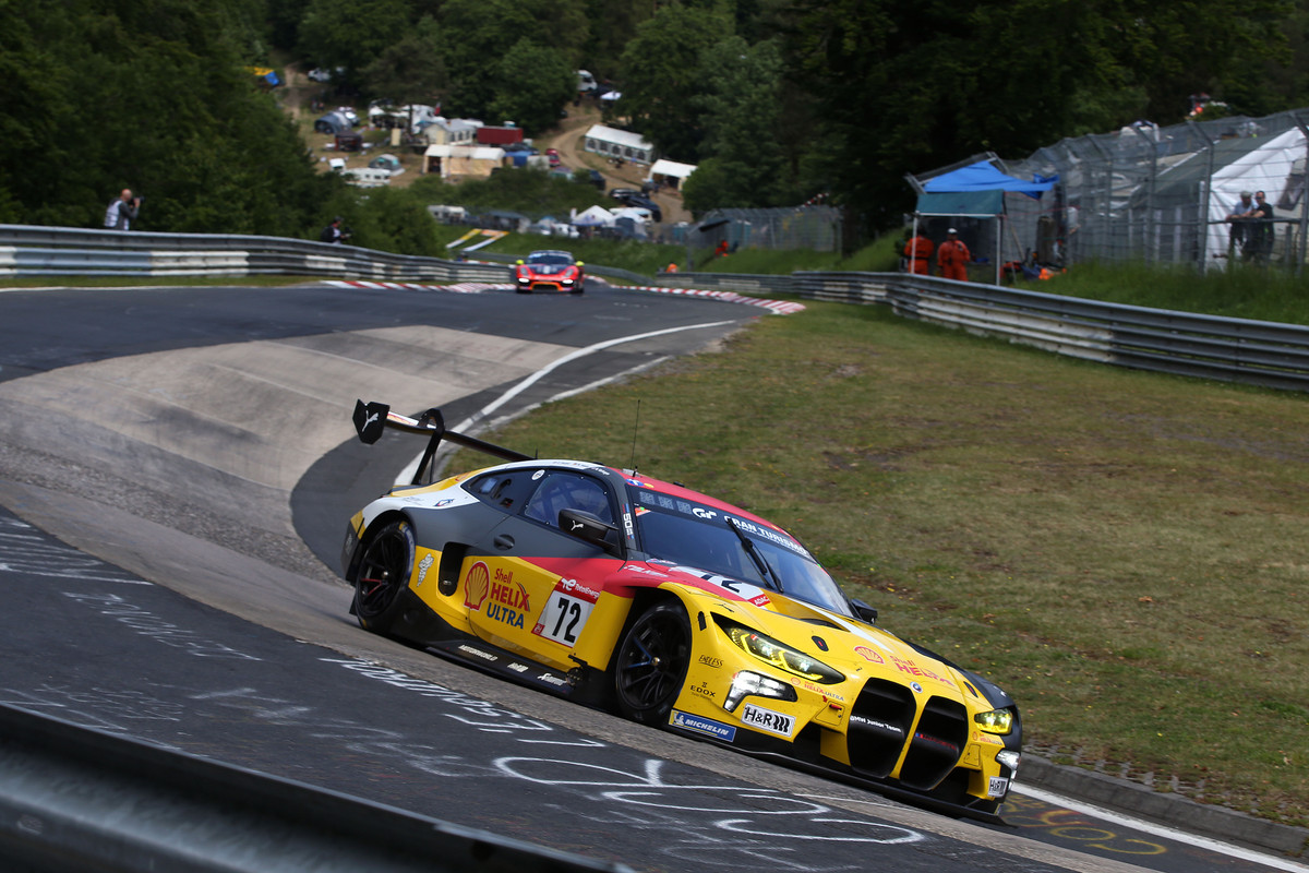 P90465757_highRes_nuerburgring-ger-26-