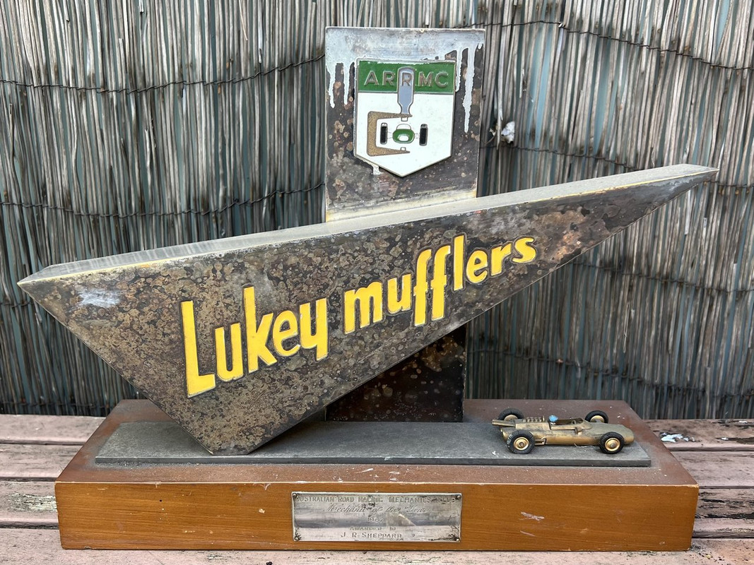 Sheppo Lukey -Bisset-