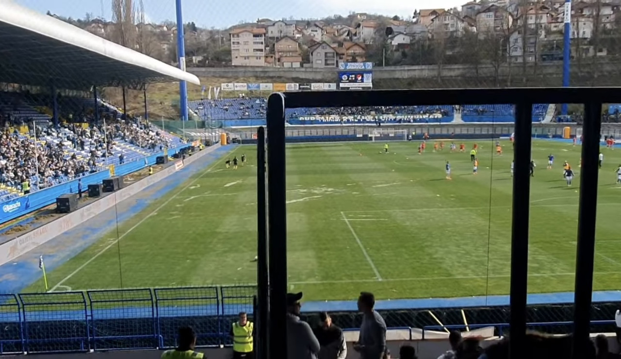 BAA2C3B9-DA11-4354-BC32-30ACE1E36C9E