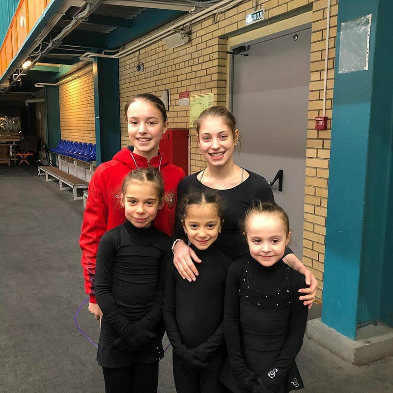 Anna-Aliona-kids.jpg