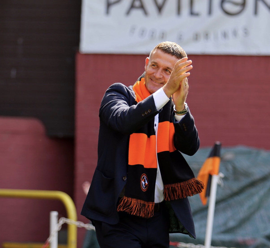 9D500924-0917-447E-AB74-3E5D811A92AB