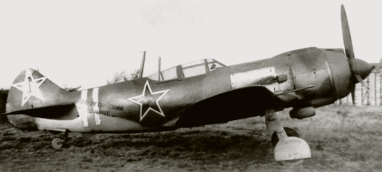 Lavochkin-La-5F-2GvIAP-White-11-Mongol'sky-Arat-reads-Mongol-Warrior-1944-01