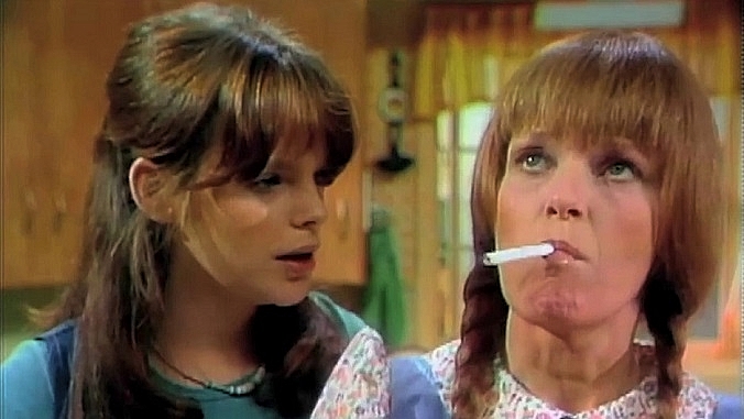DEBRALEE-SCOTT-MARY-HARTMAN-1-A-FOTOR-2.jpg