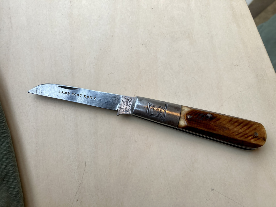 A07C77C4-E21F-4B5D-A6B2-4DCCC7D26197