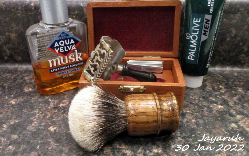 [Image: sos220130.jpg]